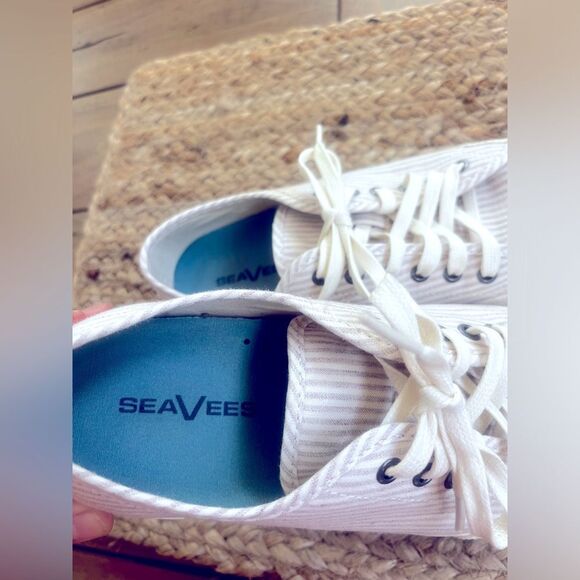 SeaVees Striped Monterrey White Canvas Sneakers; Size 7.5; JUST LIKE NEW! NWOT! - Picture 3 of 9